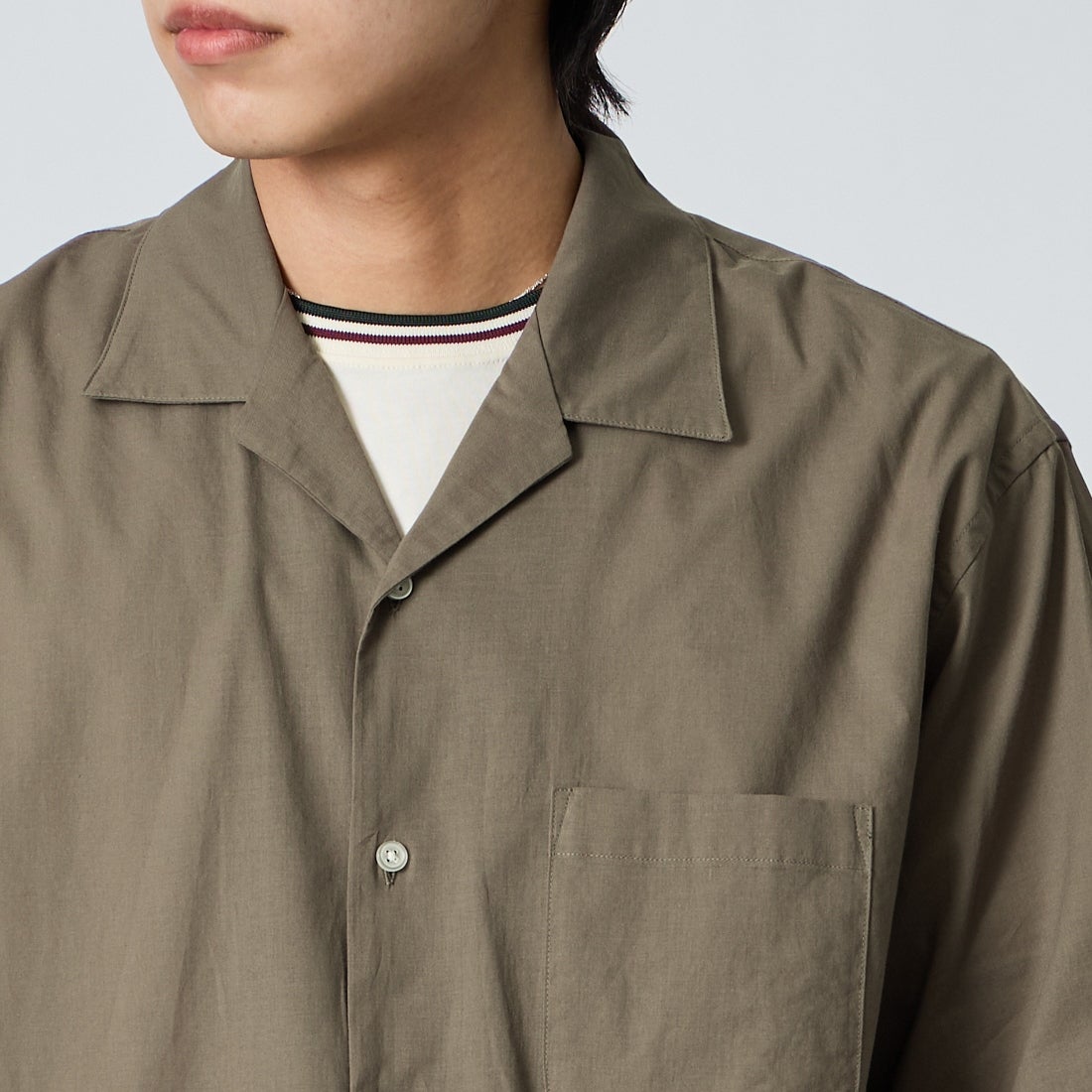 NORDISK [ノルディスク] 別注 オープンカラーシャツ [NU81702-JF] GREIGE &&モデル身長：179cm 着用サイズ：L&&