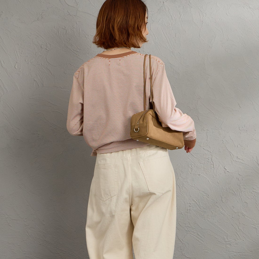 MEYAME [メヤメ] ボーダースリットロングスリーブTシャツ [MEY-2327] BROWN &&モデル身長：158cm 着用サイズ：F&&