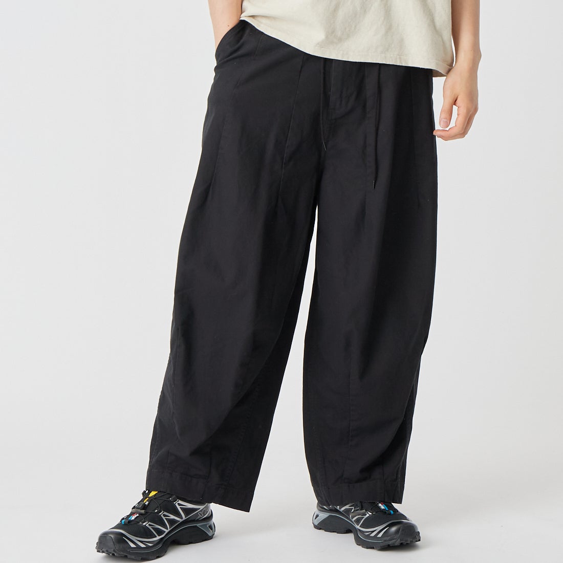 B BLACK&&モデル身長：177cm 着用サイズ：XS&&