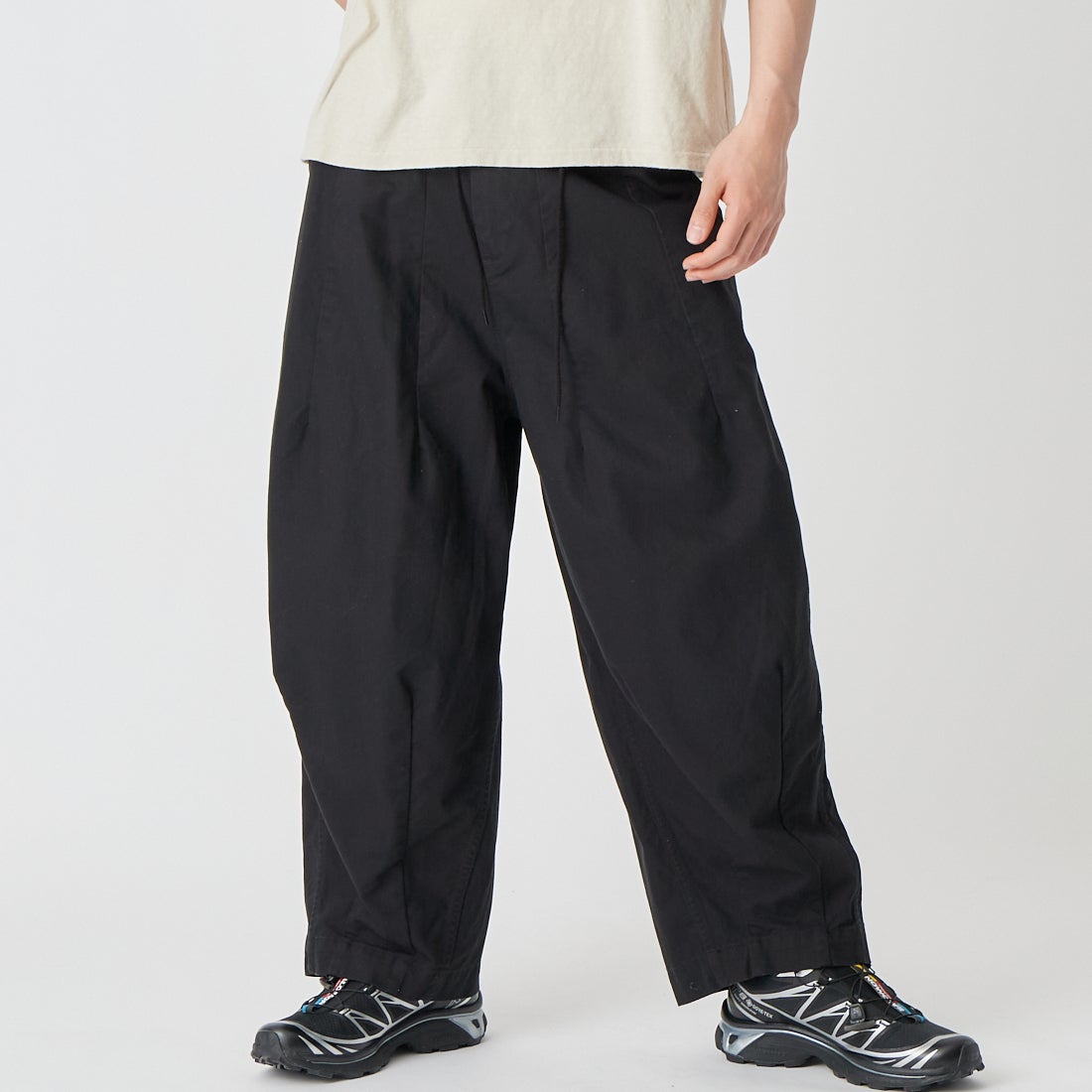 Needles [ニードルズ] ミリタリーヒザデルパンツ [SX196] B BLACK &&モデル身長：177cm 着用サイズ：XS&&