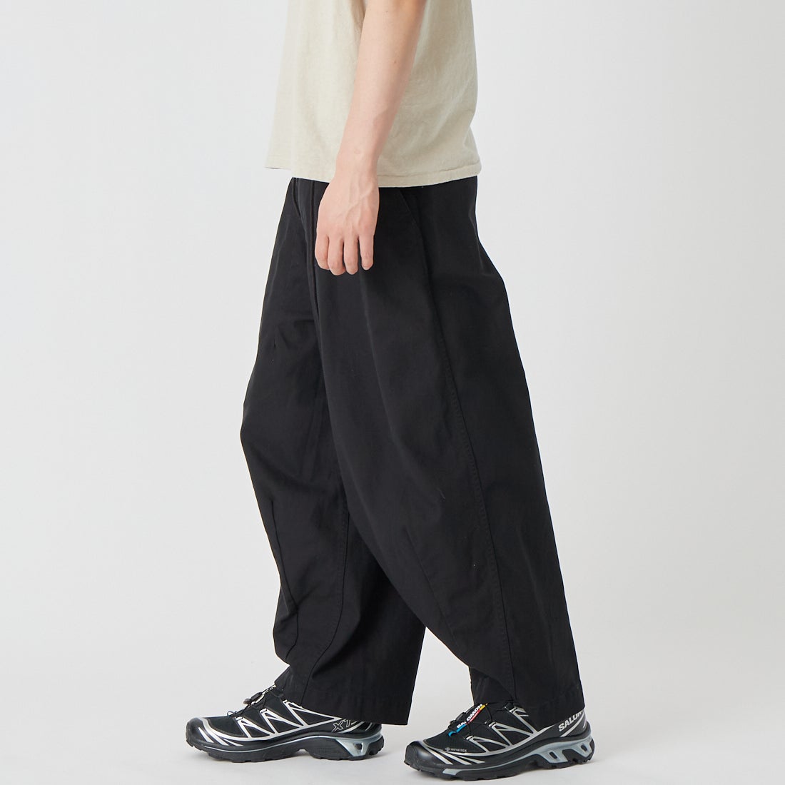 Needles [ニードルズ] ミリタリーヒザデルパンツ [SX196] B BLACK &&モデル身長：177cm 着用サイズ：XS&&