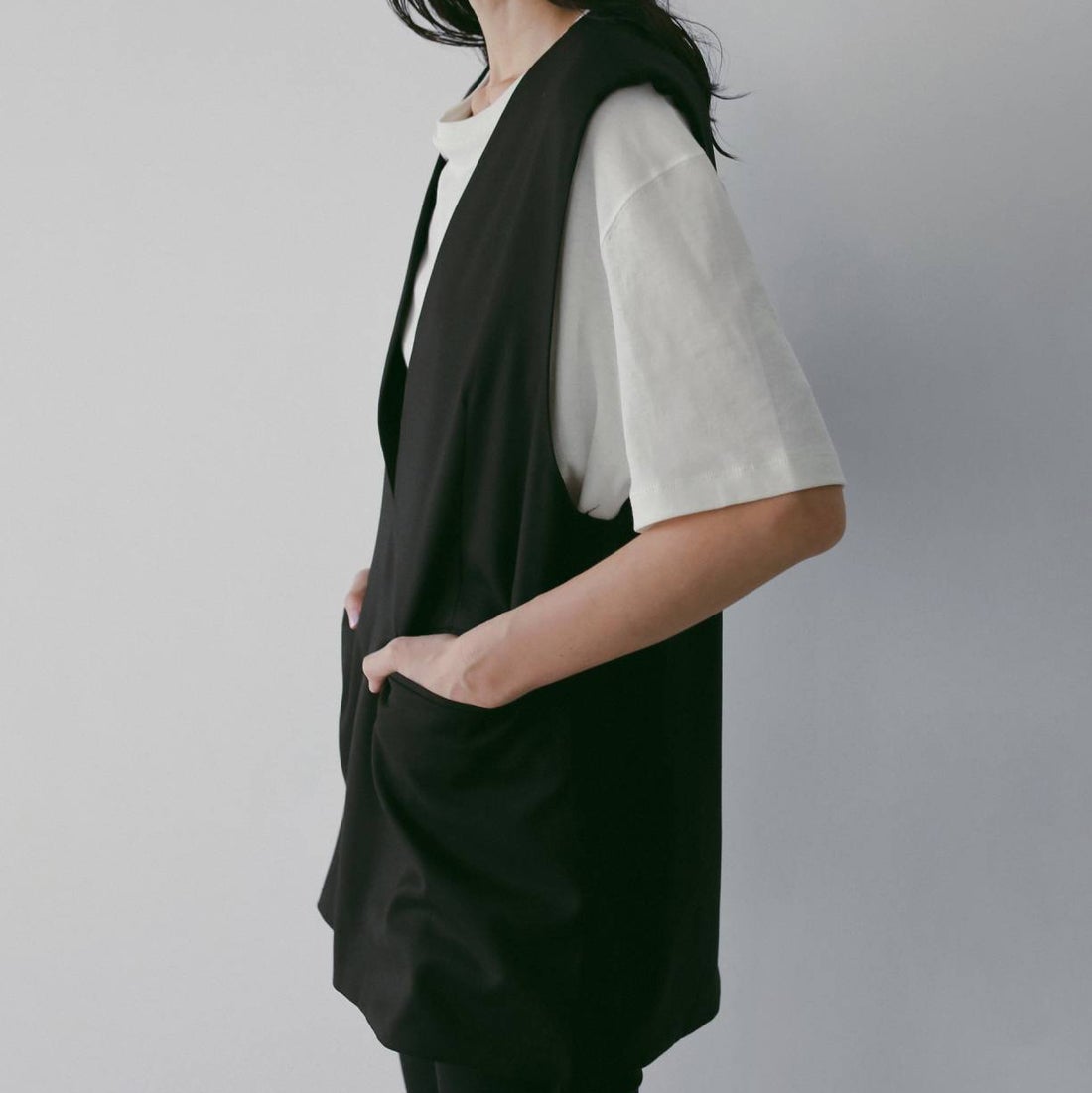 anuke [アンヌーク] キーネックオーバーベスト [62610107] BLK