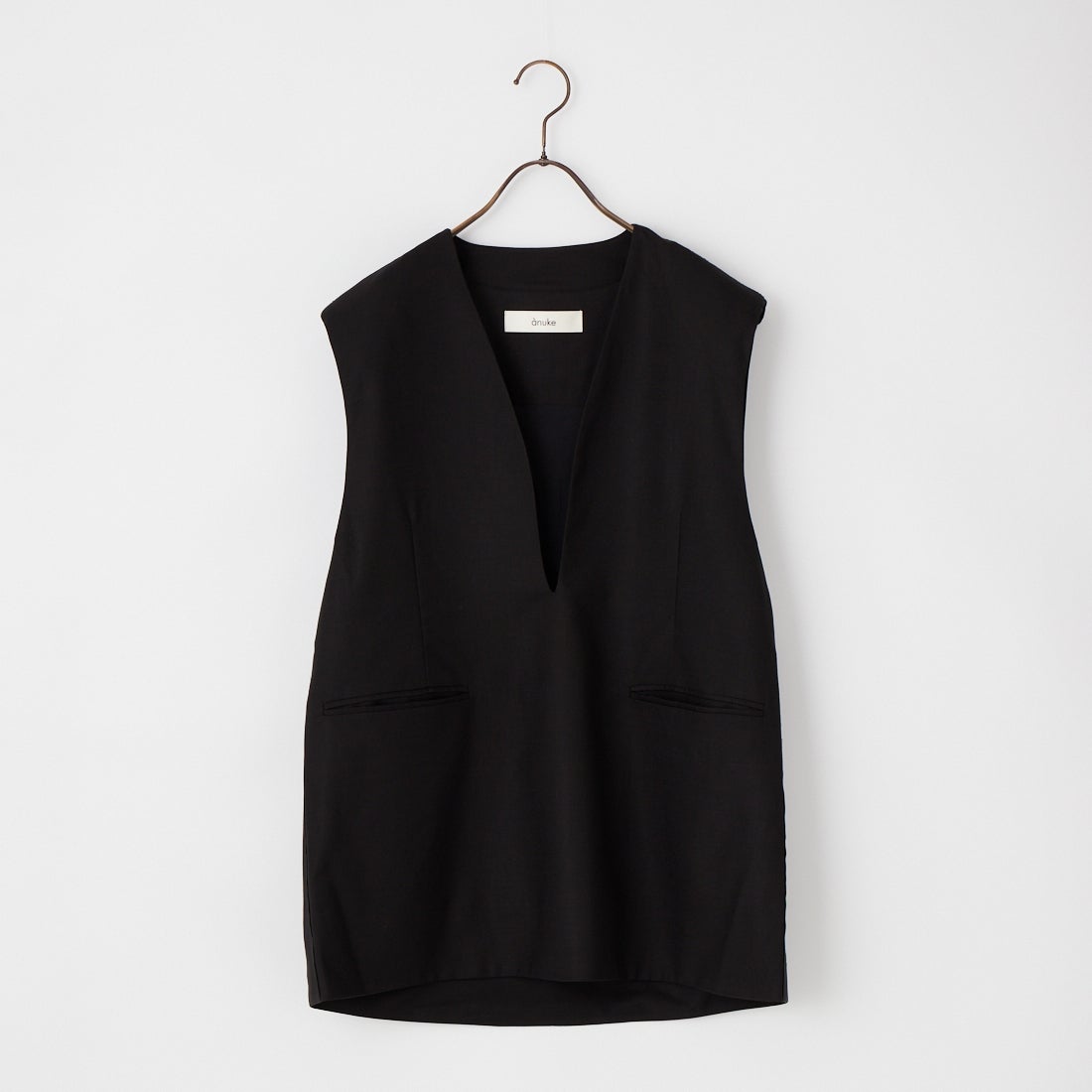 anuke [アンヌーク] キーネックオーバーベスト [62610107] BLK