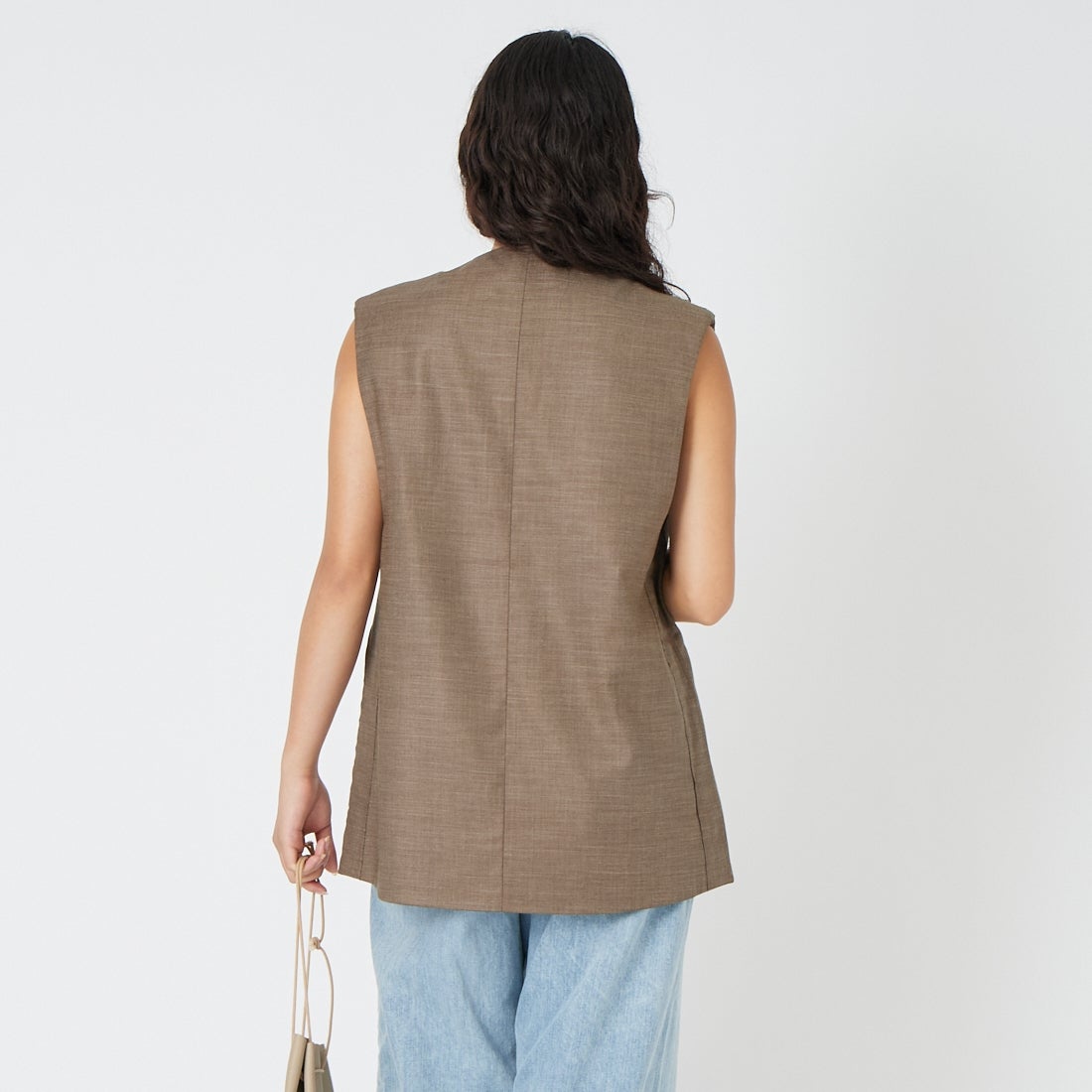 anuke [アンヌーク] キーネックオーバーベスト [62610107] MCA &&モデル身長：162cm 着用サイズ：1&&