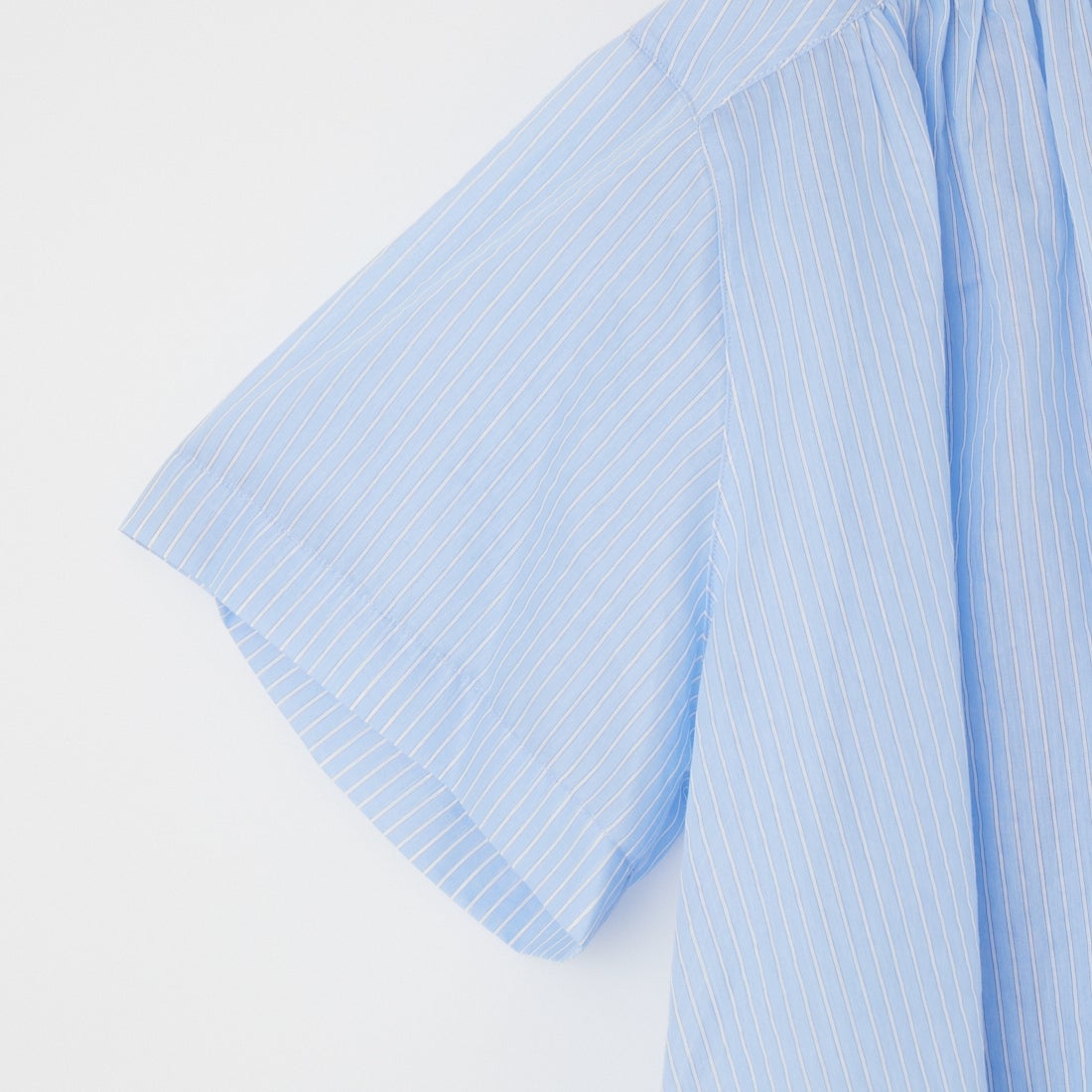 le glazik [ルグラジック] ショートスリーブ シアーストライプギャザーシャツ [LG-B0381SBB] SAX/WHITE