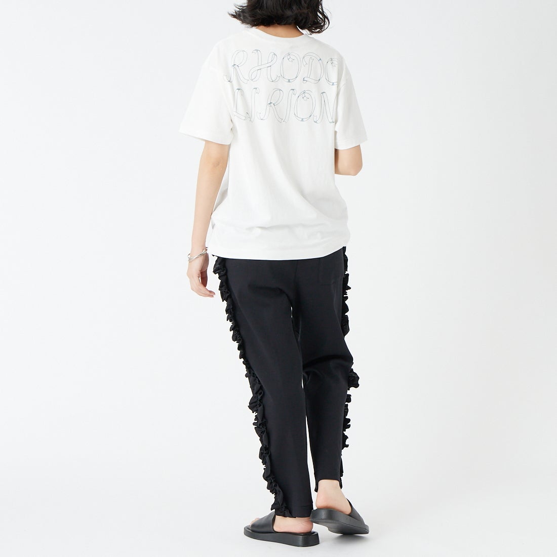 RhodolirioN [ロドリリオン] スワローフリルサイドパンツ [SW1079] B BLACK &&モデル身長：162cm 着用サイズ：0&&