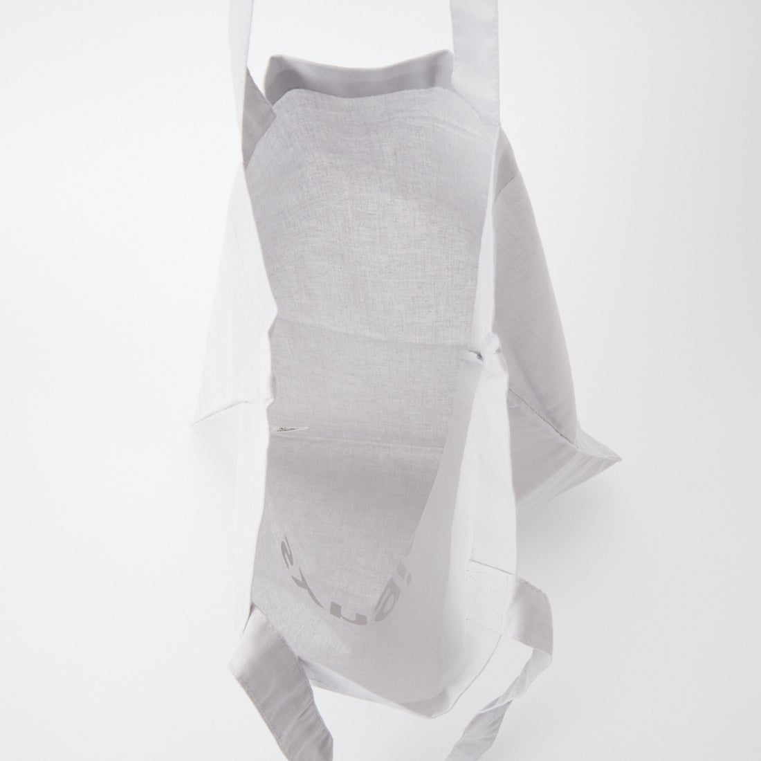 syngja [シンギア] ロゴトートバッグ [SYOT-2610] LIGHT GREY