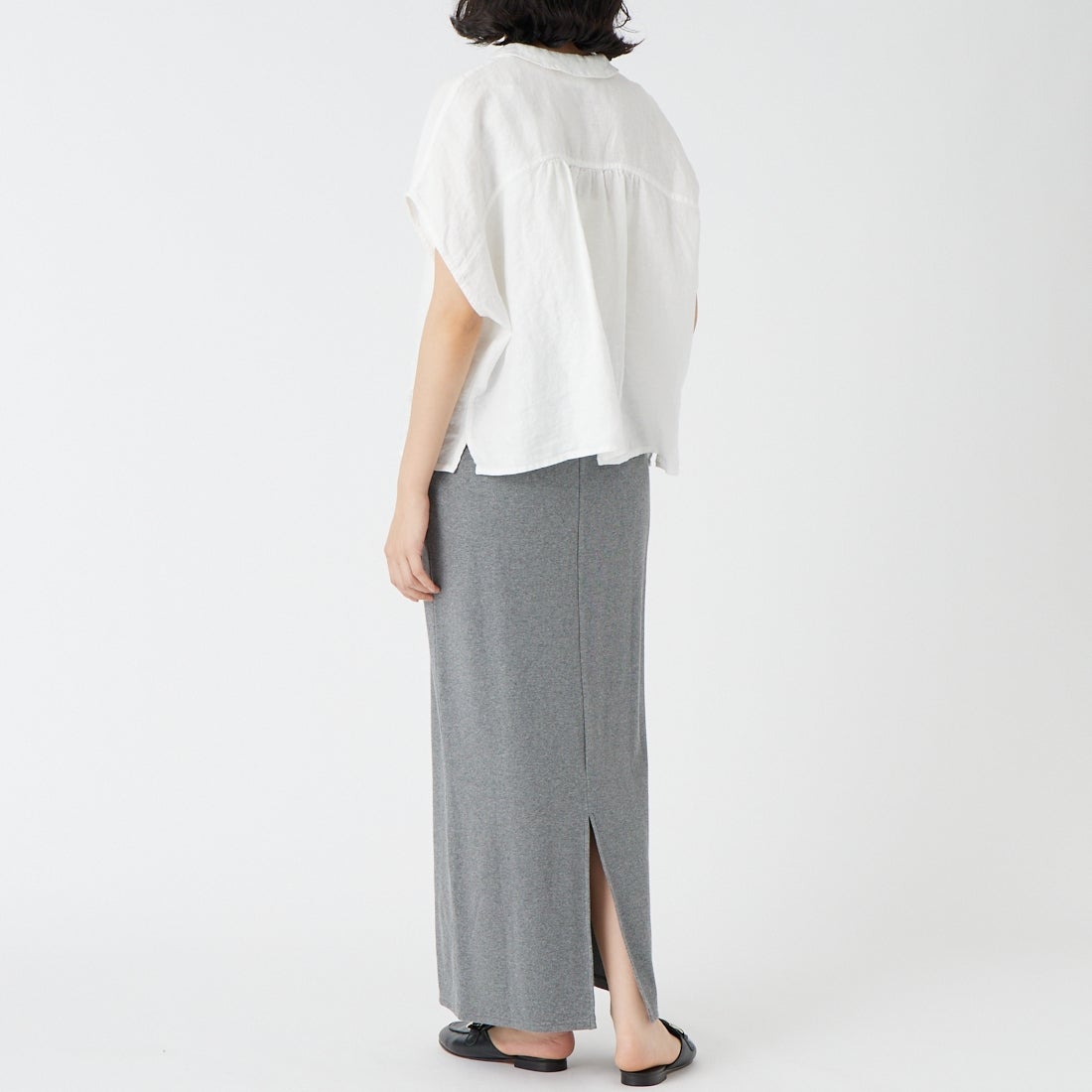 ORCIVAL [オーシバル] ノースリーブリネンシャツ [OR-B0360YLM] OFF WHITE &&モデル身長：162cm 着用サイズ：1&&