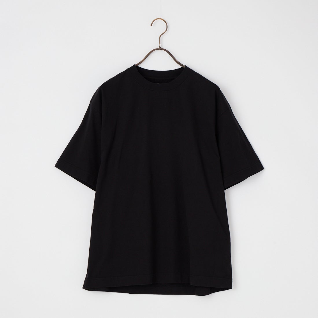 09 BLACK