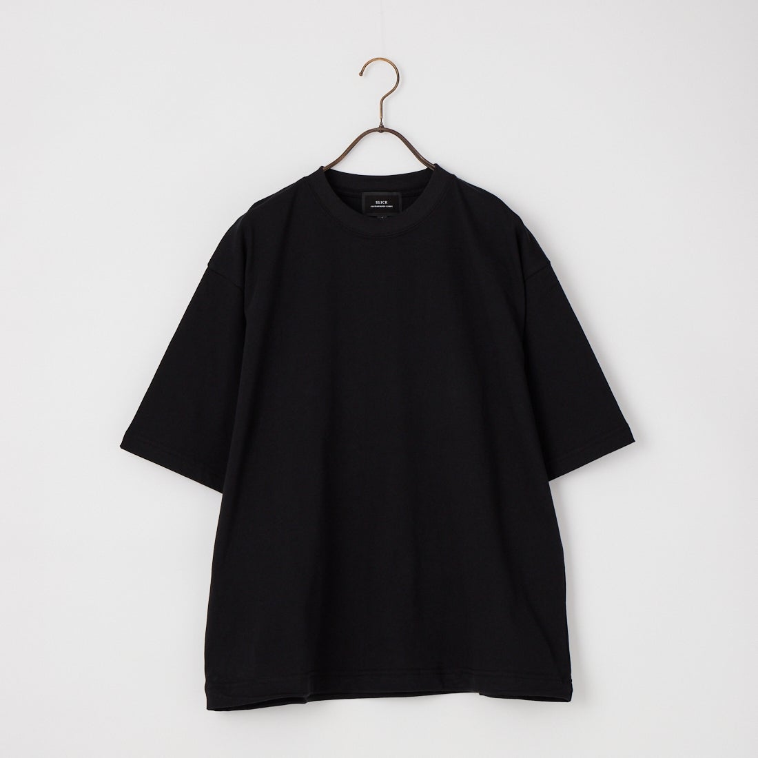 700 BLACK