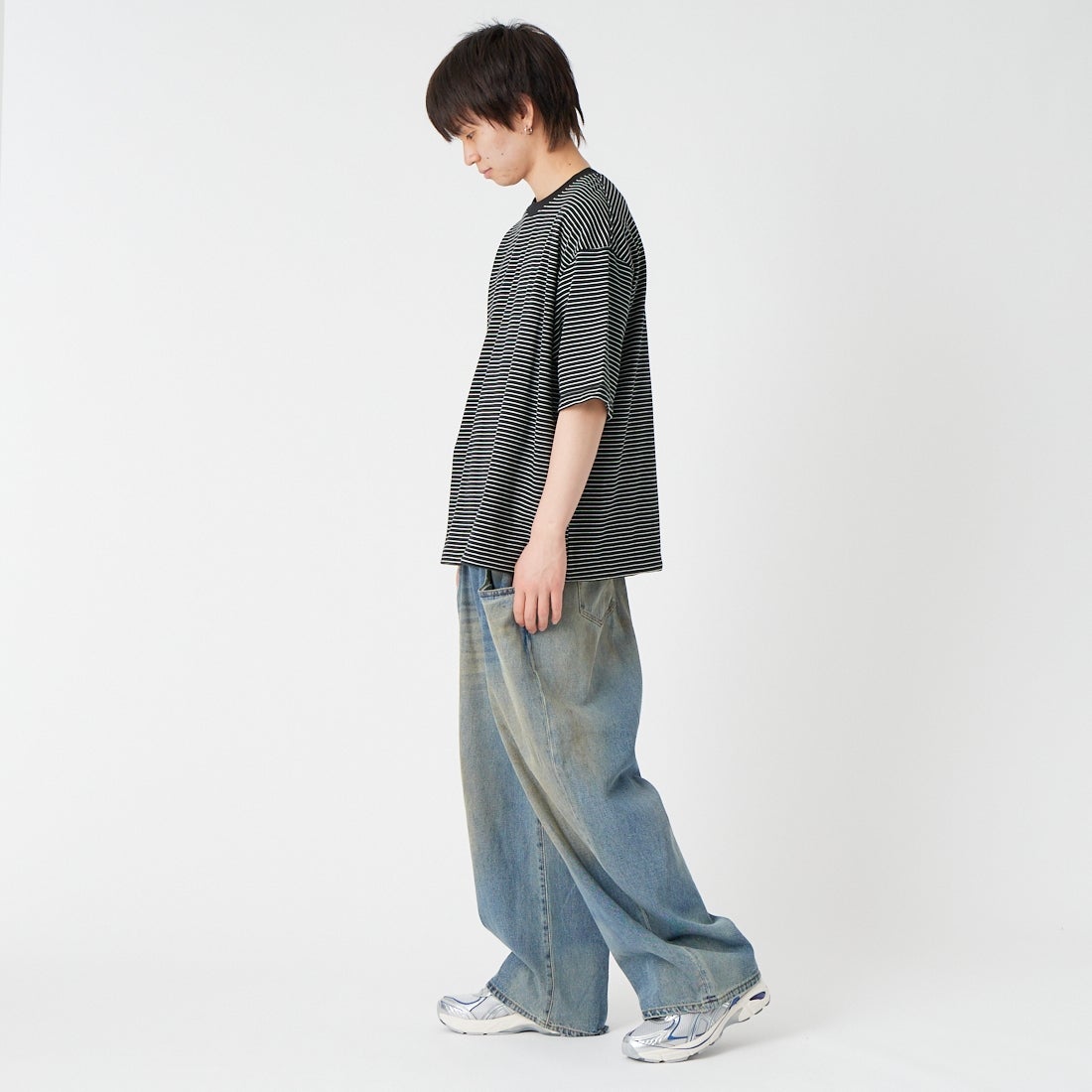 SLICK [スリック] 30/2 マイクロボーダー ドローストリングTシャツ [5230237] 701 BLACK &&モデル身長：177cm 着用サイズ：1&&