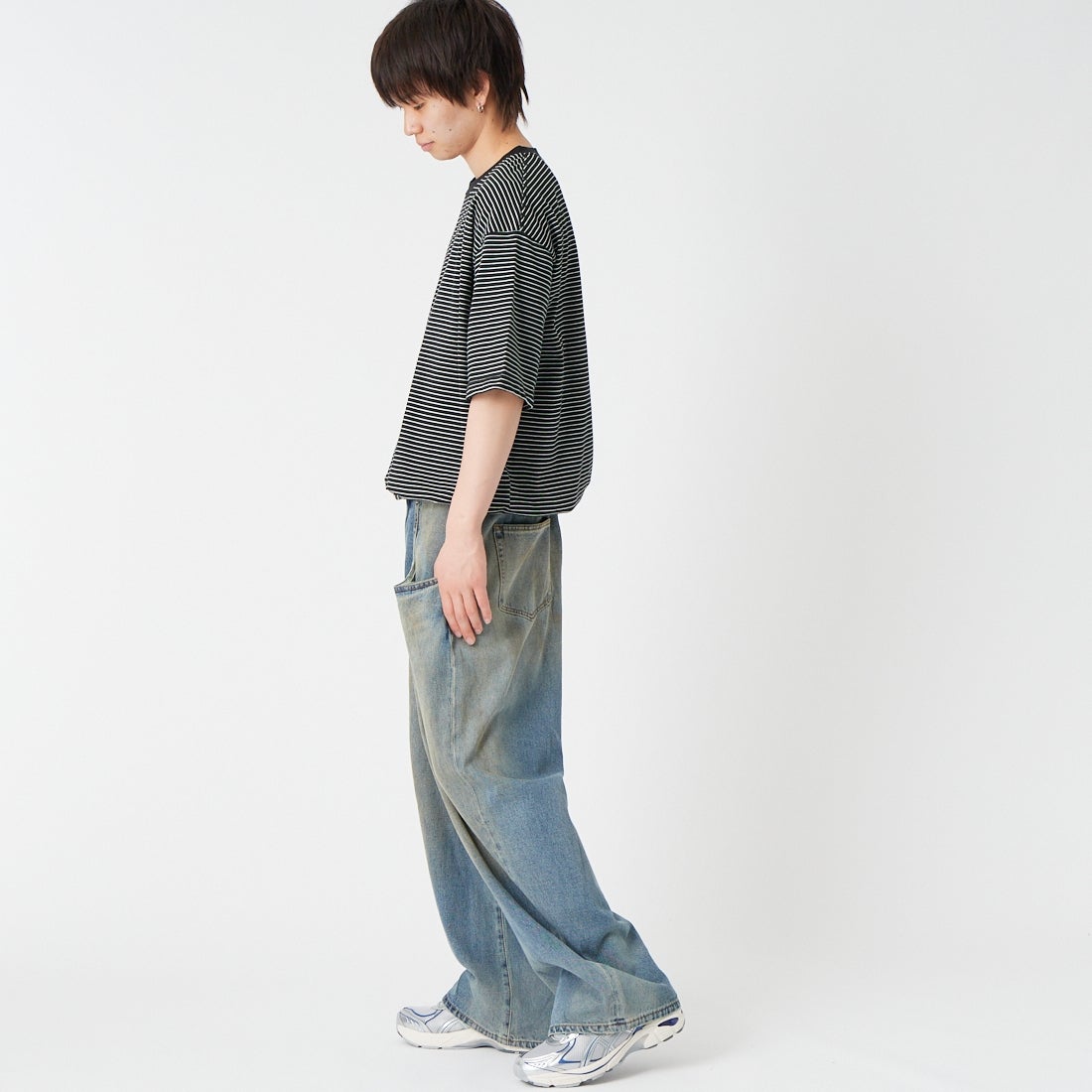 SLICK [スリック] 30/2 マイクロボーダー ドローストリングTシャツ [5230237] 701 BLACK &&モデル身長：177cm 着用サイズ：1&&