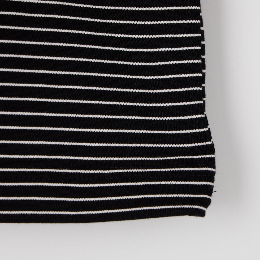 SLICK [スリック] 30/2 マイクロボーダー ドローストリングTシャツ [5230237] 701 BLACK