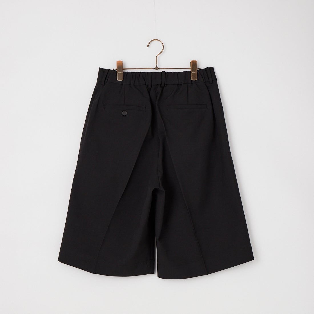 SLICK [スリック] テックツイル ワイドショートパンツ [5260246] 700 BLACK