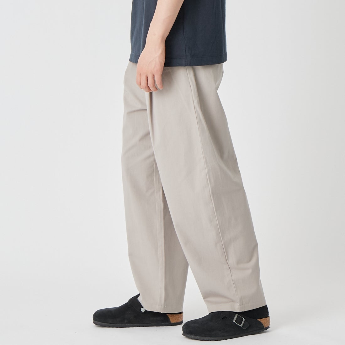 STILL BY HAND [スティルバイハンド] 別注 コットンリネンツイルパンツ [2601JF-EX05-JF] TAUPE &&モデル身長：177cm 着用サイズ：44&&