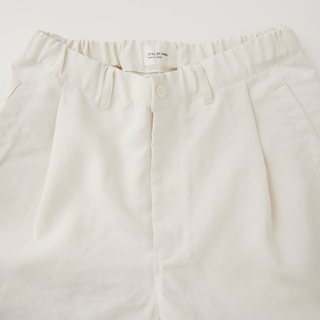 STILL BY HAND [スティルバイハンド] 別注 リサイクルポリエステル ワンタックテーパードパンツ [2601JF-EX02-JF] OFF