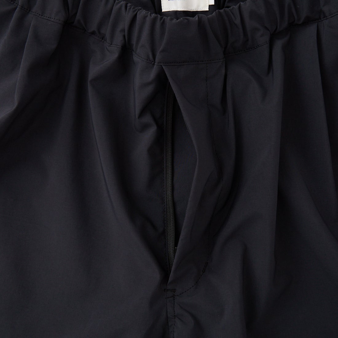 STILL BY HAND [スティルバイハンド] 別注 タイプライター ドローストリングワイドパンツ [2601JF-EX03-JF] BLACK