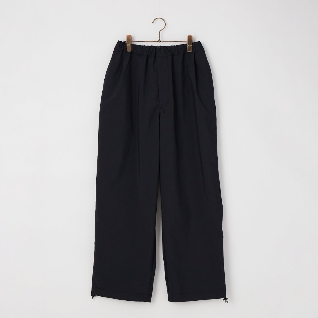 STILL BY HAND [スティルバイハンド] 別注 タイプライター ドローストリングワイドパンツ [2601JF-EX03-JF] BLACK