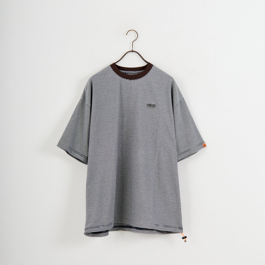 UNIVERSAL OVERALL [ユニバーサルオーバーオール] 別注 ドローコード付き ワイドシルエットTシャツ [U2613282IN-JF] NVY.BRN