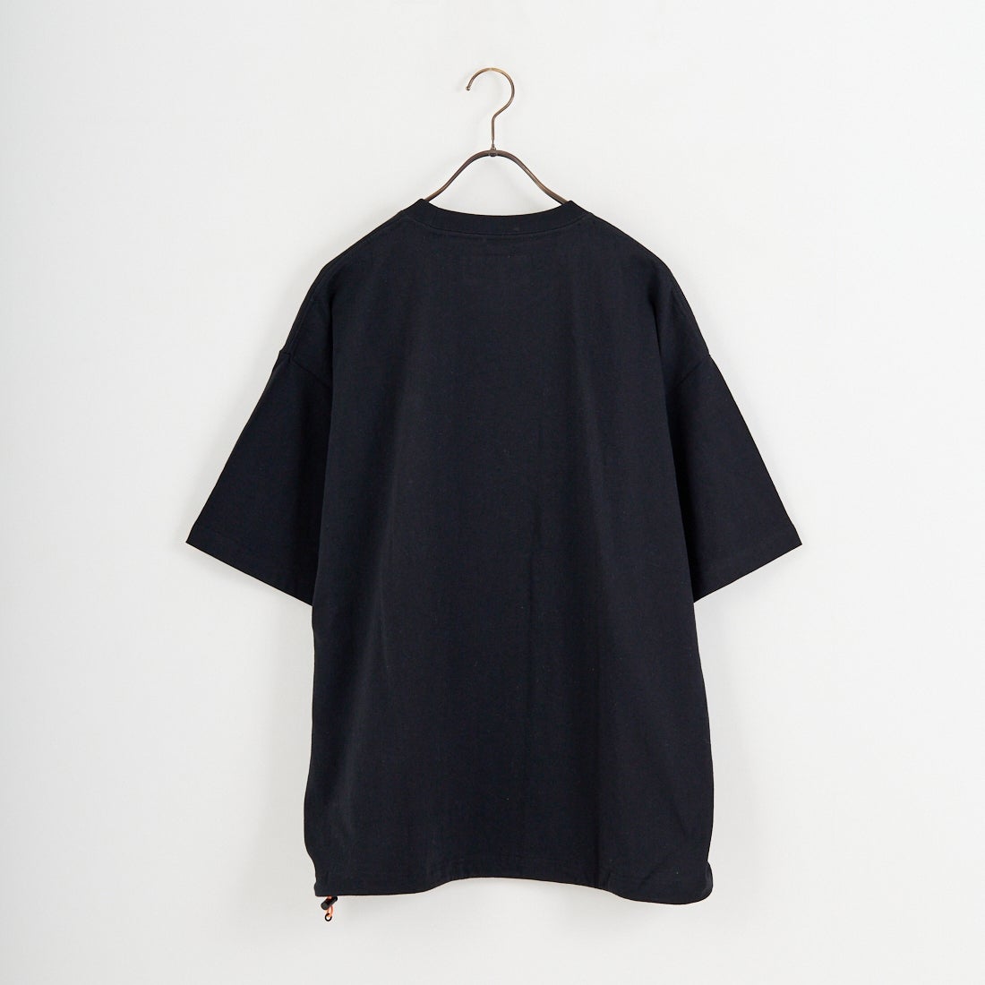 UNIVERSAL OVERALL [ユニバーサルオーバーオール] 別注 ドローコード付き ワイドシルエットTシャツ [U2613282IN-JF] BLACK