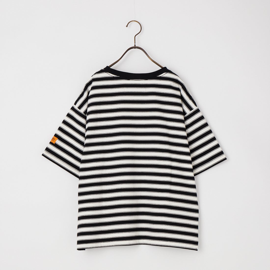 UNIVERSAL OVERALL [ユニバーサルオーバーオール] 別注 ワイドシルエット ポケットTシャツ [U2612815IN-JF] WHT/BLK