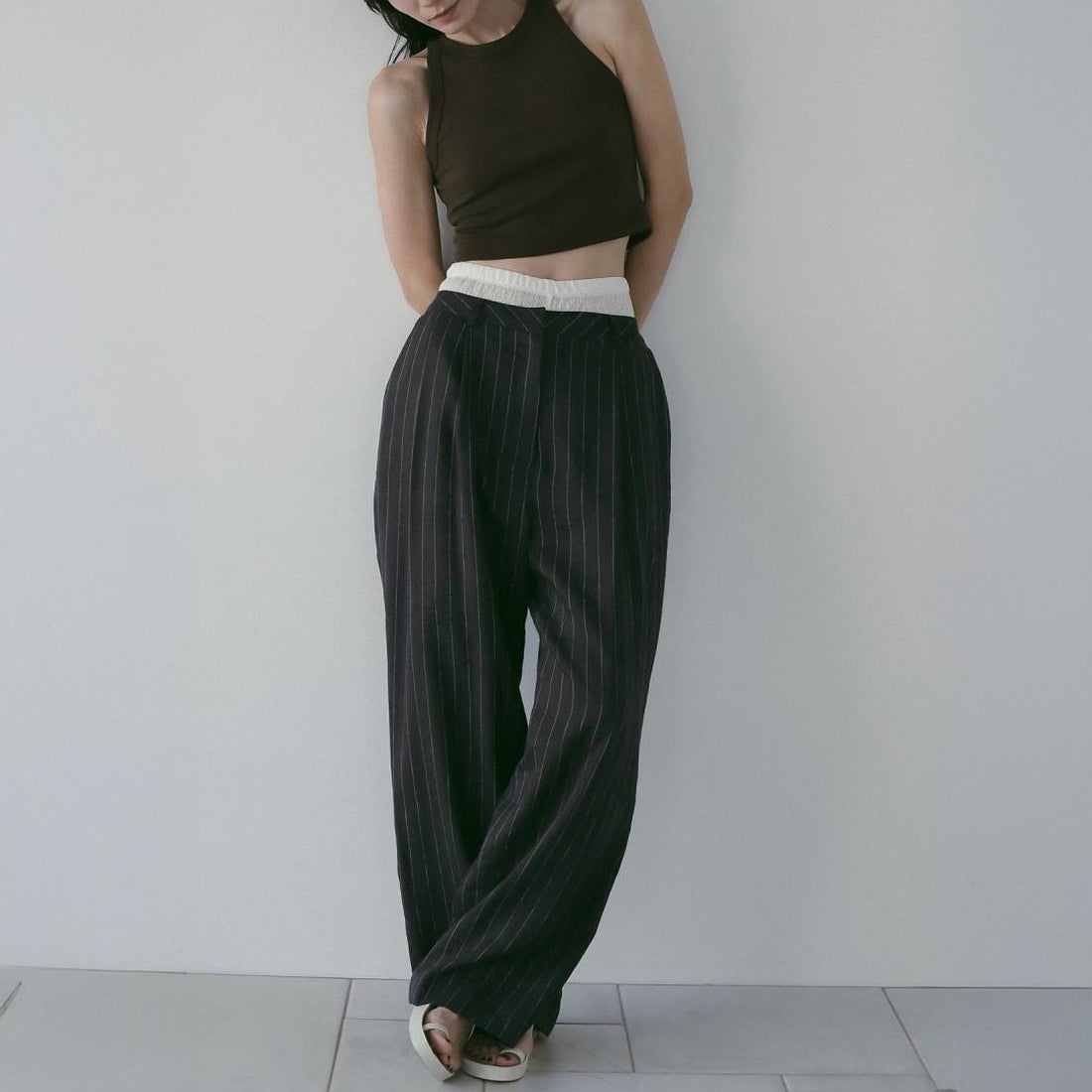 anuke [アンヌーク] リネン タックパンツ [62610706] NVY