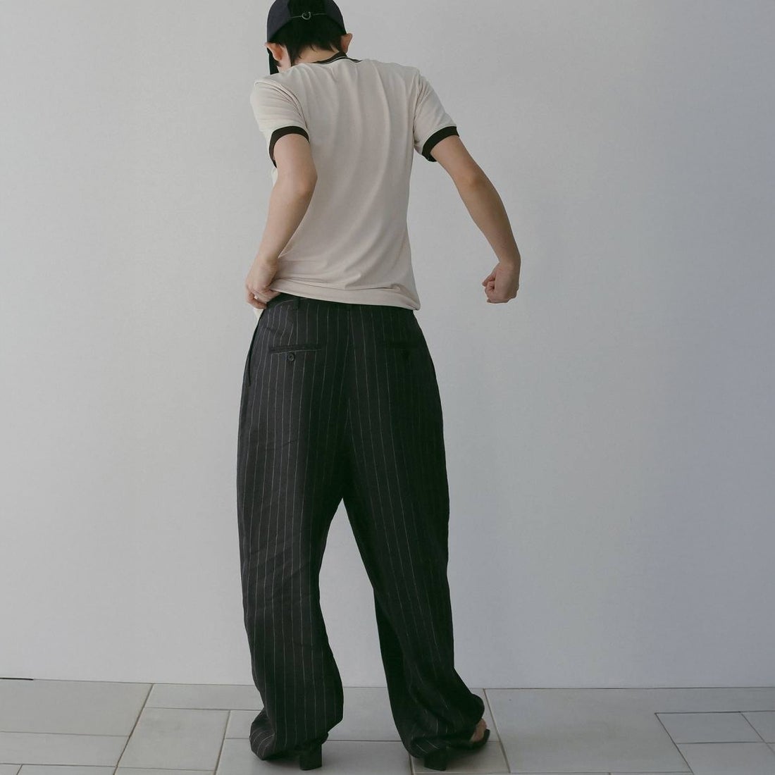 anuke [アンヌーク] リネン タックパンツ [62610706] NVY