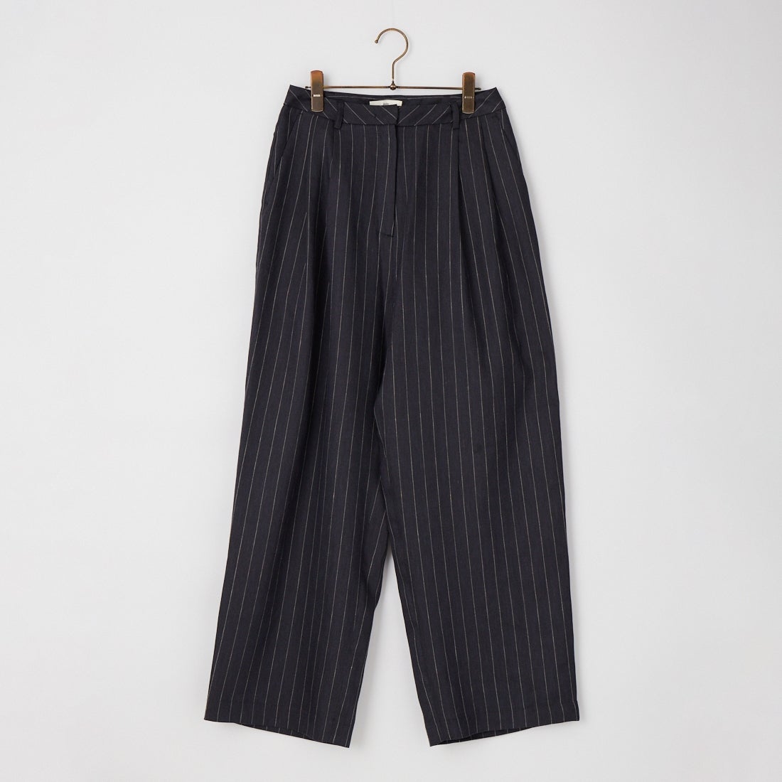 anuke [アンヌーク] リネン タックパンツ [62610706] NVY