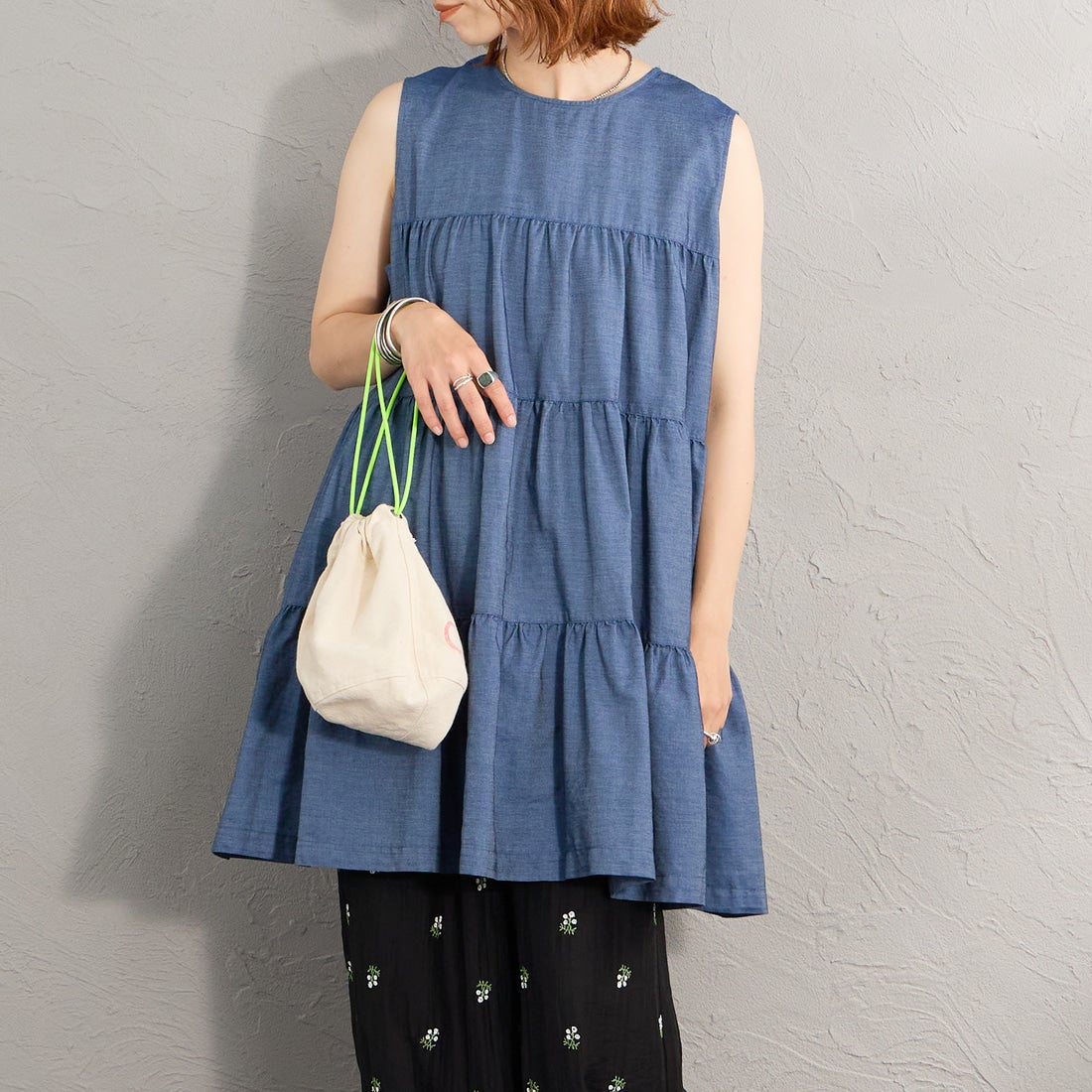 Gymphlex [ジムフレックス] インディゴデニムティアードチュニック [GY-B0470DPD] INDIGO &&モデル身長：158cm 着用サイズ：14&&