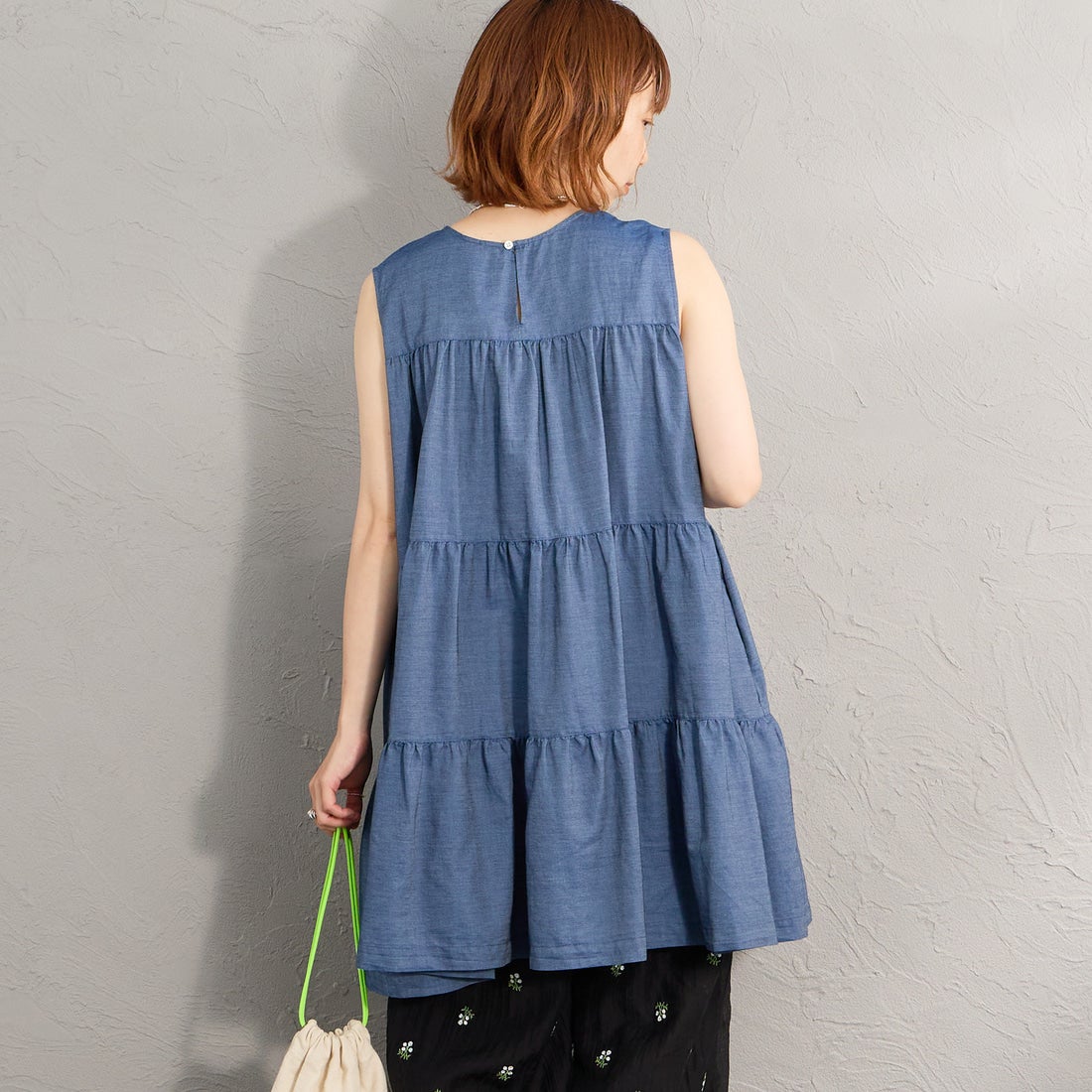 Gymphlex [ジムフレックス] インディゴデニムティアードチュニック [GY-B0470DPD] INDIGO &&モデル身長：158cm 着用サイズ：14&&