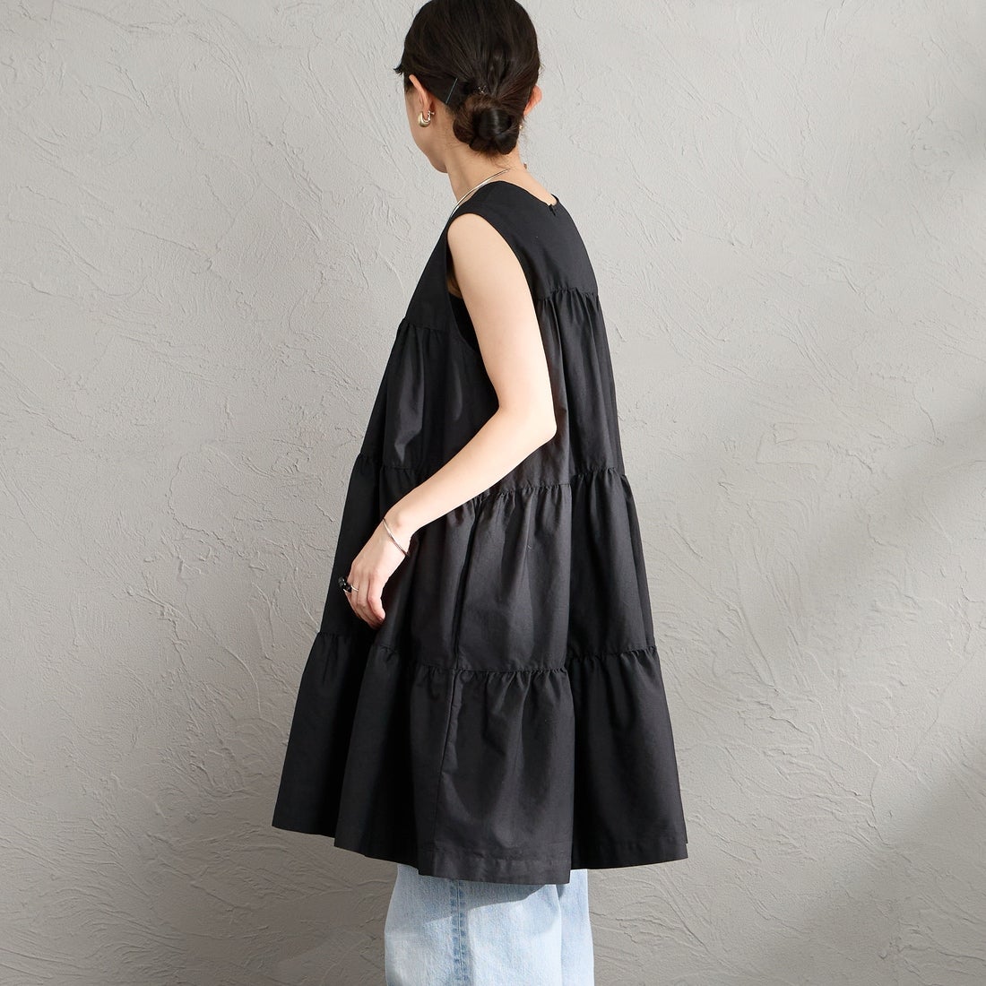 Gymphlex [ジムフレックス] ブロードクロスティアードチュニック [GY-B0470CBL] BLACK &&モデル身長：150cm 着用サイズ：14&&