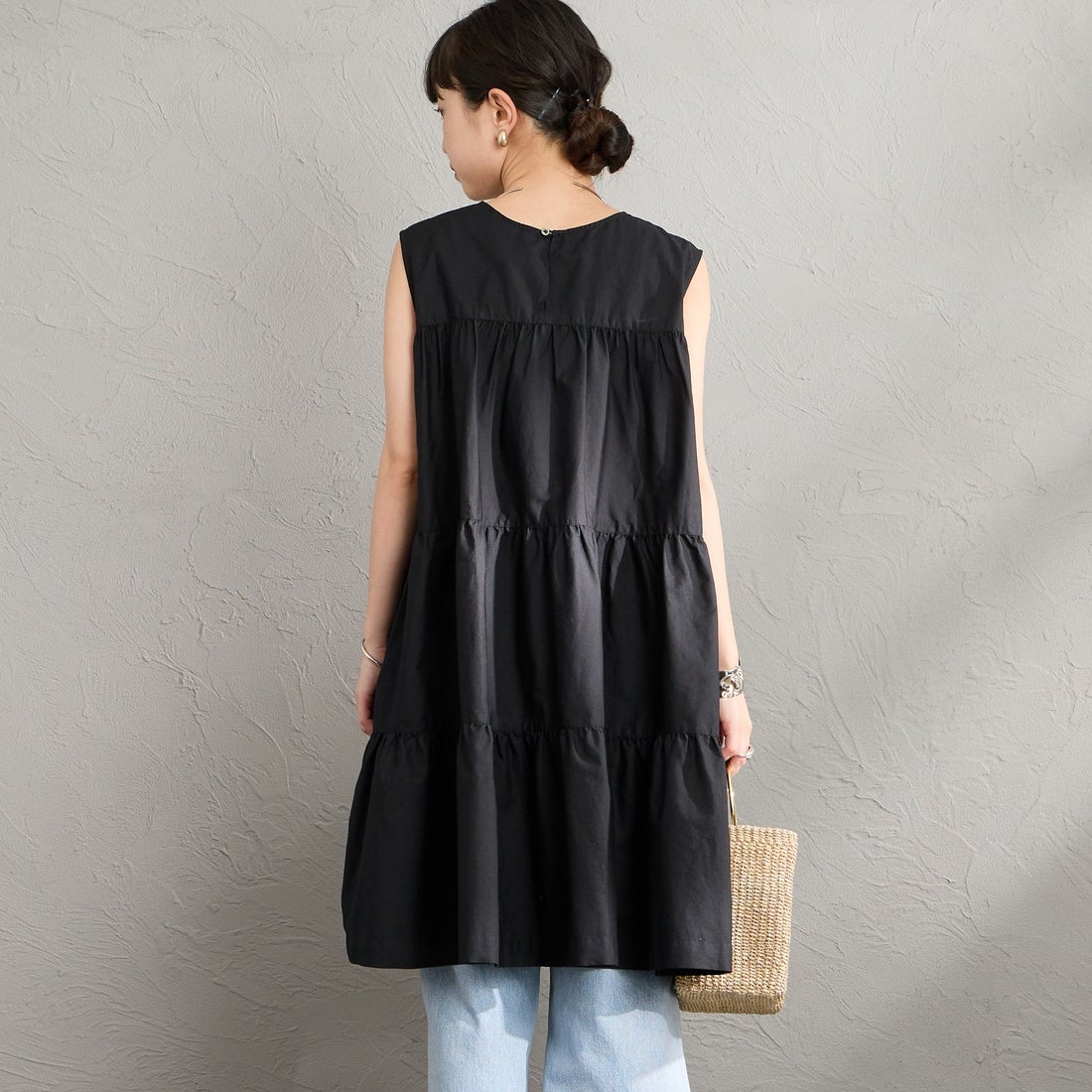 Gymphlex [ジムフレックス] ブロードクロスティアードチュニック [GY-B0470CBL] BLACK &&モデル身長：150cm 着用サイズ：14&&