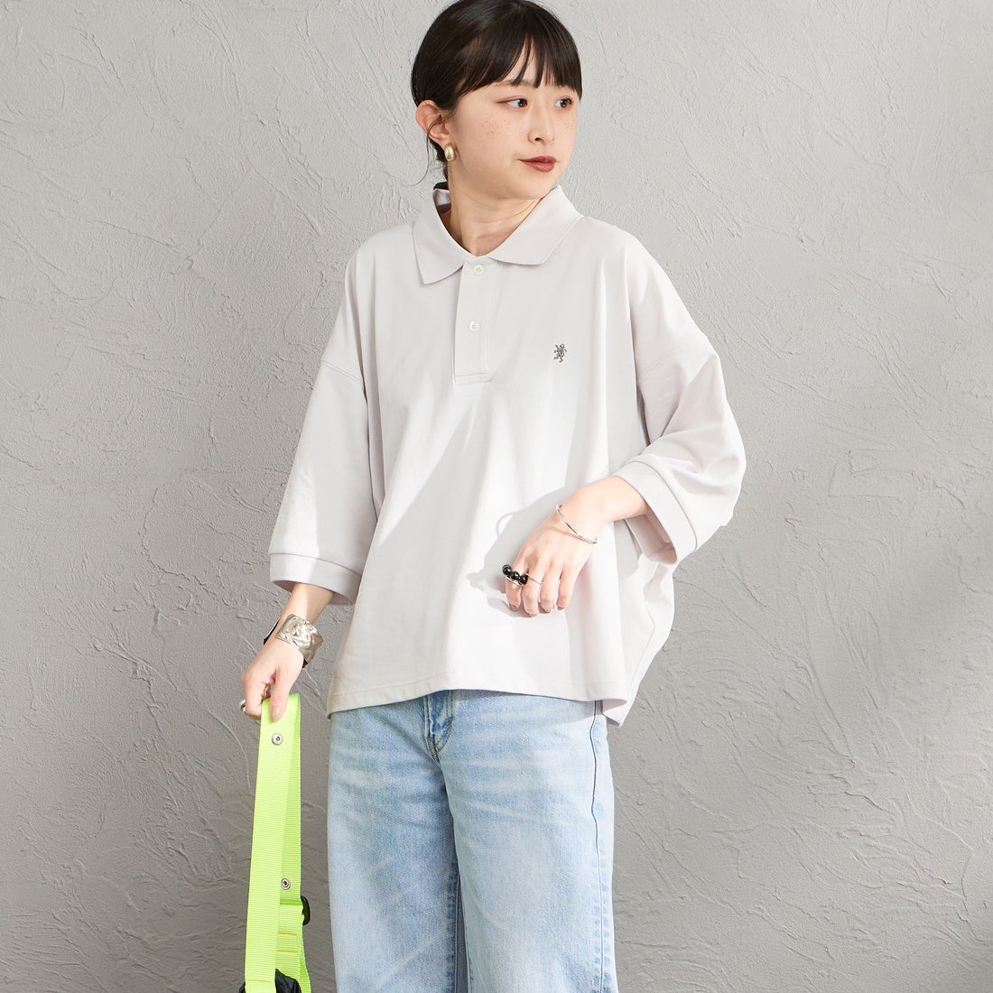 Gymphlex [ジムフレックス] ポロカラードルマンスリーブプルオーバー [GY-C0447KKA] OFF WHITE &&モデル身長：150cm 着用サイズ：14&&
