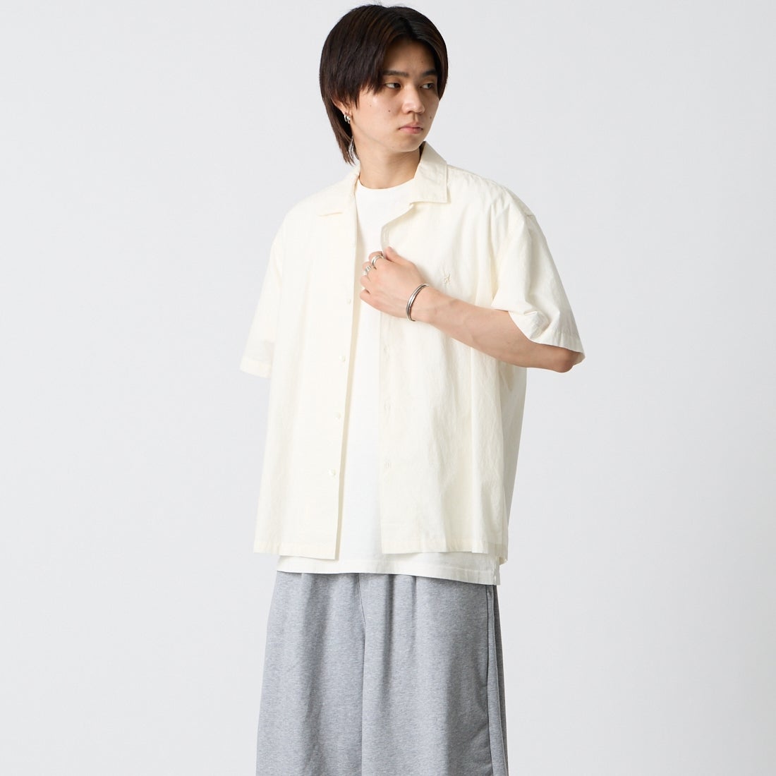 Gymphlex [ジムフレックス] オープンカラーショートスリーブシャツ [GY-B0462OTR] IVORY &&モデル身長：177cm 着用サイズ：M&&