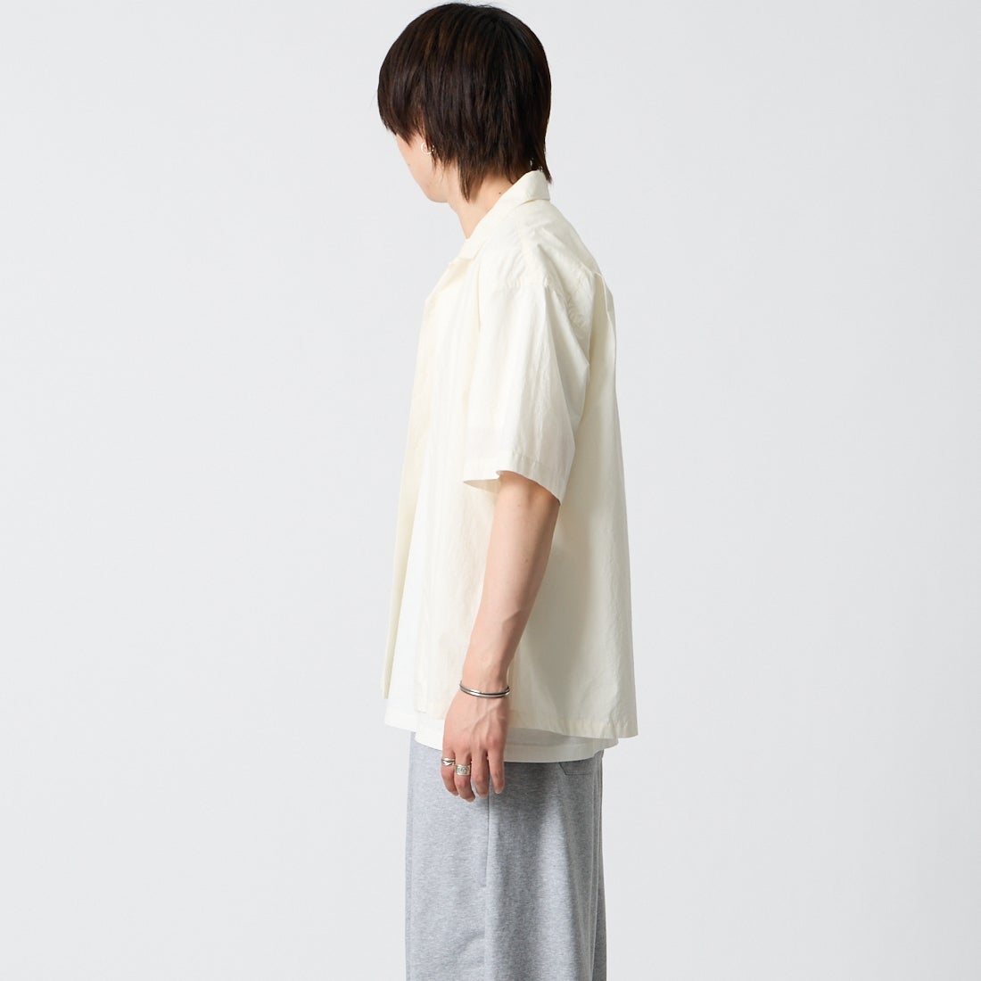 Gymphlex [ジムフレックス] オープンカラーショートスリーブシャツ [GY-B0462OTR] IVORY &&モデル身長：177cm 着用サイズ：M&&