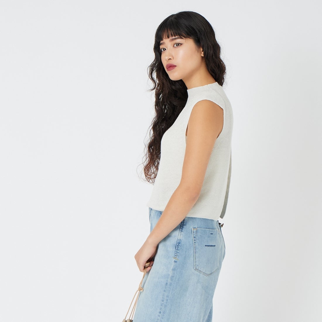 UNFIL [アンフィル] フレンチリネンリブニットベスト [WXSP-UW127] MIST &&モデル身長：162cm 着用サイズ：1&&