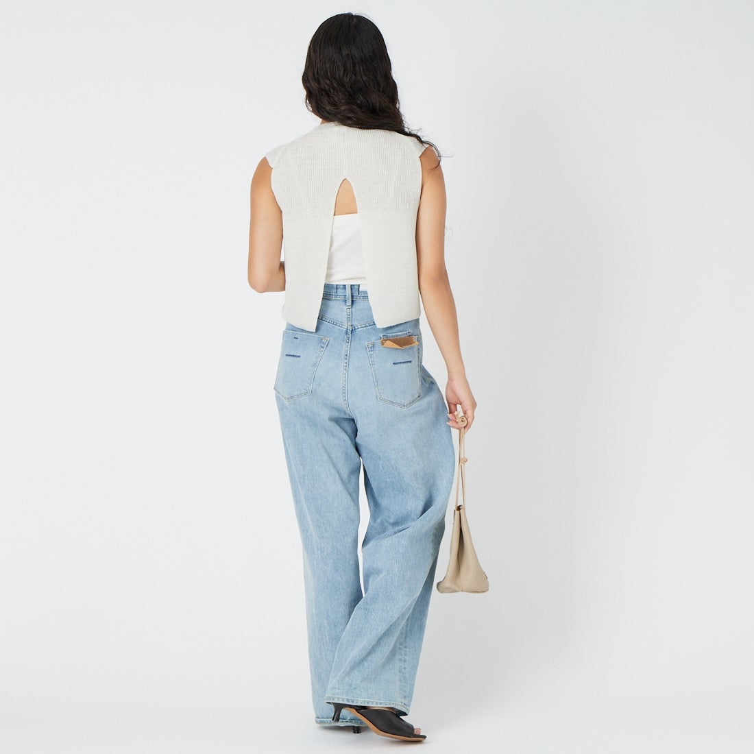 UNFIL [アンフィル] フレンチリネンリブニットベスト [WXSP-UW127] MIST &&モデル身長：162cm 着用サイズ：1&&