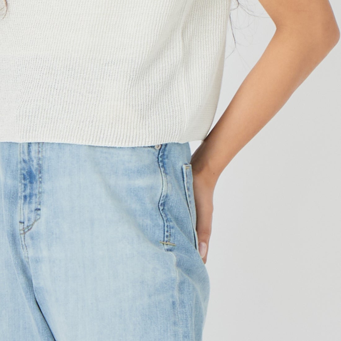 UNFIL [アンフィル] フレンチリネンリブニットベスト [WXSP-UW127] MIST &&モデル身長：162cm 着用サイズ：1&&