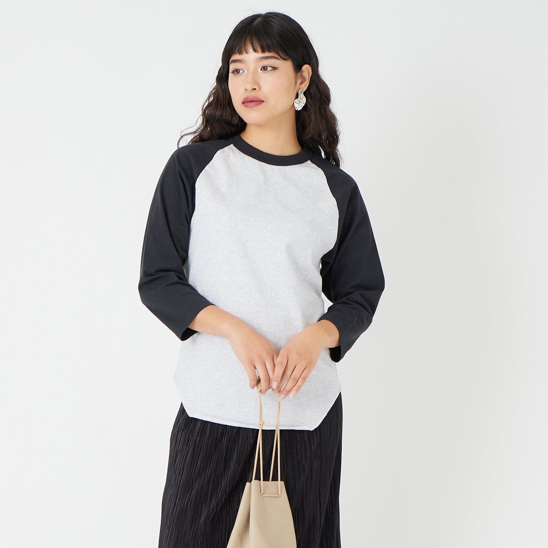 WALLA WALLA SPORT [ワラワラスポーツ] 7分袖2トーンベースボールTシャツ [3-4-BASEBALL-TEE-ASH] ASH/BLK &&モデル身長：162cm 着用サイズ：S&&