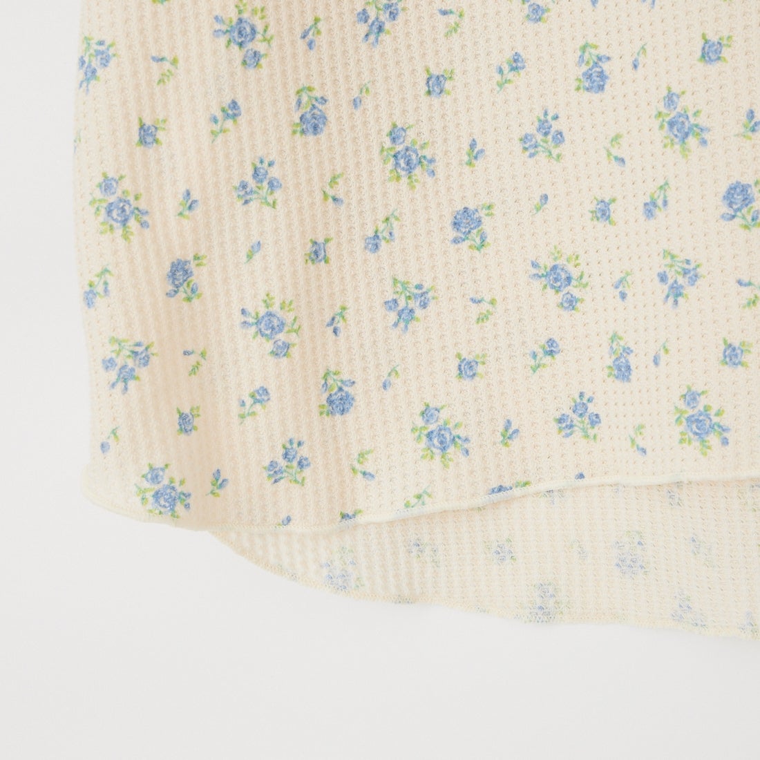 JE MORGAN [ジェイイーモーガン] ワッフル花柄 ハーフスリーブプルオーバー [JG045-29S] 84 BLUE