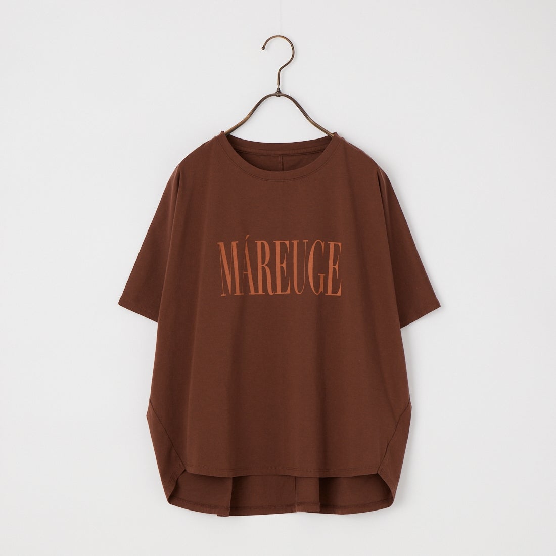 MICA&DEAL × JEANSFACTORY [マイカアンドディール × ジーンズファクトリー] 別注 ワイドシルエット MAREUGE プリントTシャツ [0126209175-JF] BROWN