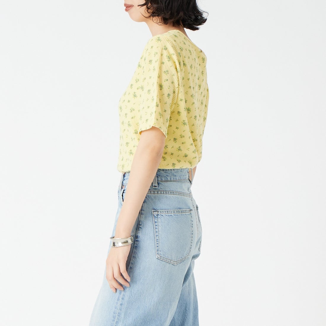 JE MORGAN [ジェイイーモーガン] ピグメントワッフル花柄 ハーフスリーブプルオーバー [JG047-29S] 63 YELLOW &&モデル身長：162cm 着用サイズ：F&&