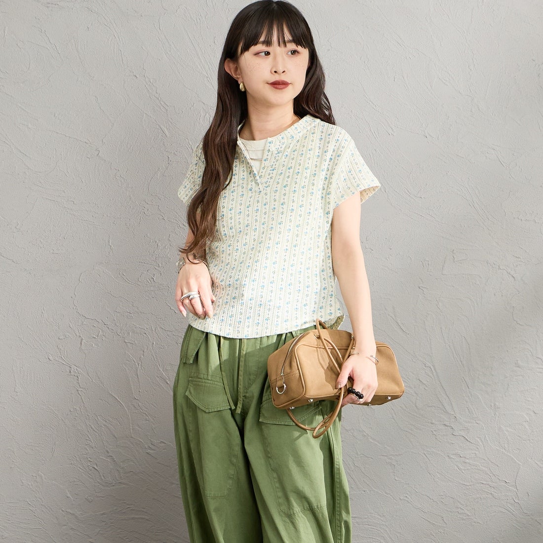 JE MORGAN [ジェイイーモーガン] 別注 ワッフル ヘンリーネックTシャツ [JG120-29S-JF] 82 STRIPE &&モデル身長：150cm 着用サイズ：F&&