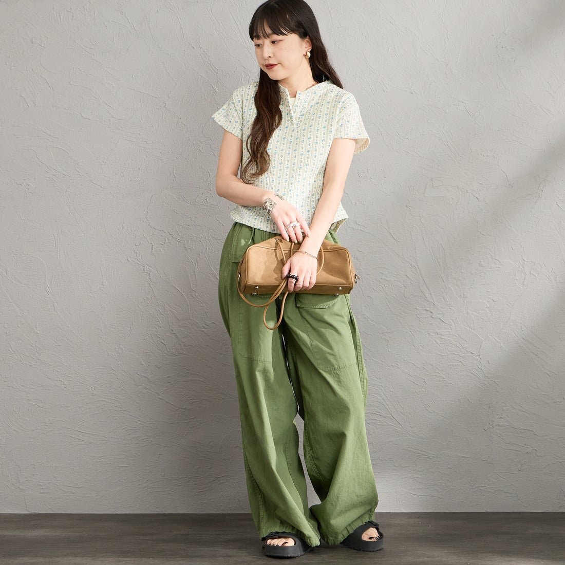 JE MORGAN [ジェイイーモーガン] 別注 ワッフル ヘンリーネックTシャツ [JG120-29S-JF] 82 STRIPE &&モデル身長：150cm 着用サイズ：F&&