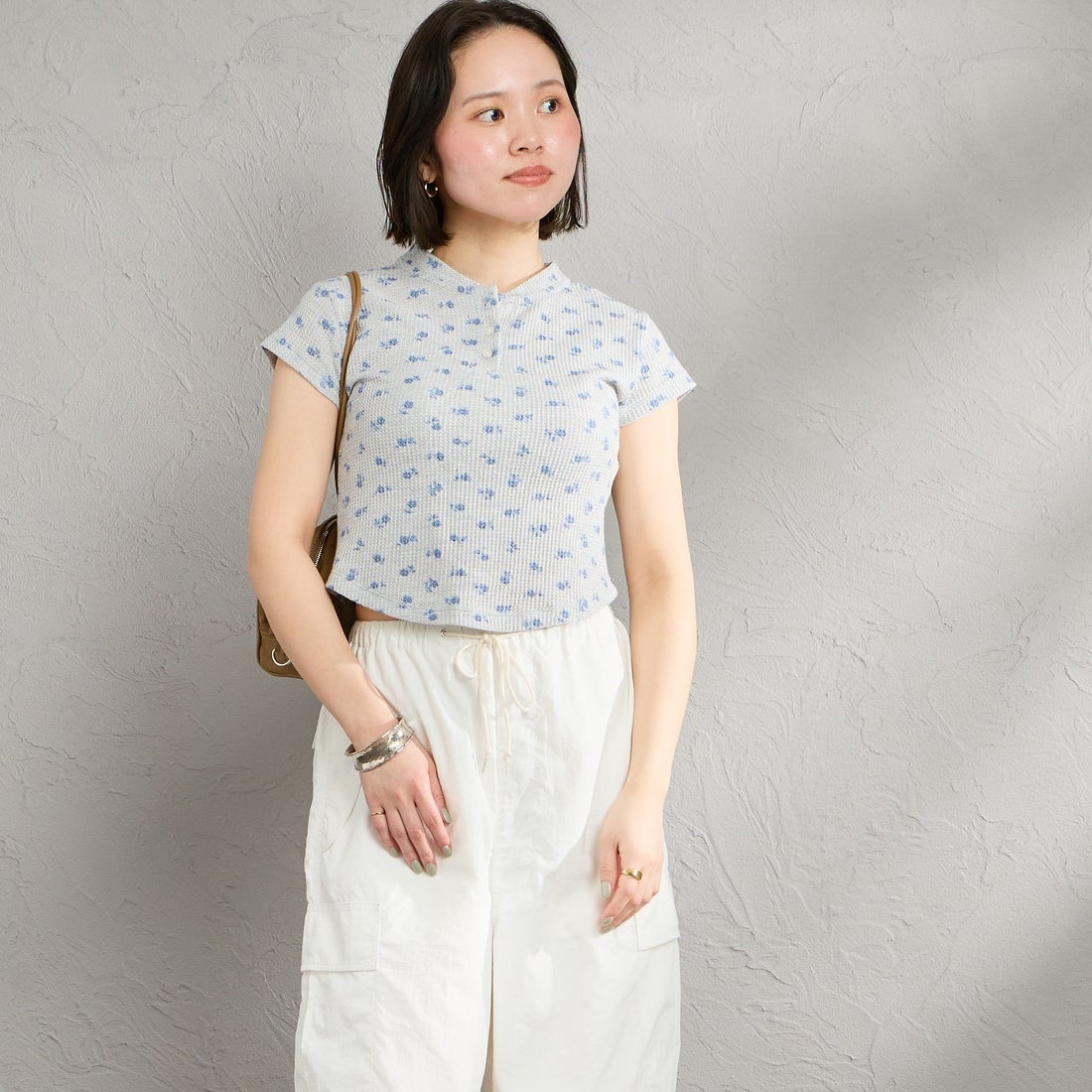 JE MORGAN [ジェイイーモーガン] 別注 ワッフル ヘンリーネックTシャツ [JG120-29S-JF] 14 GREY &&モデル身長：160cm 着用サイズ：F&&