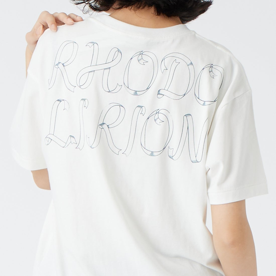 RhodolirioN [ロドリリオン] メイキングリボン プリントTシャツ [SW1058] A WHITE &&モデル身長：162cm 着用サイズ：0&&