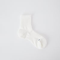 01 WHITE