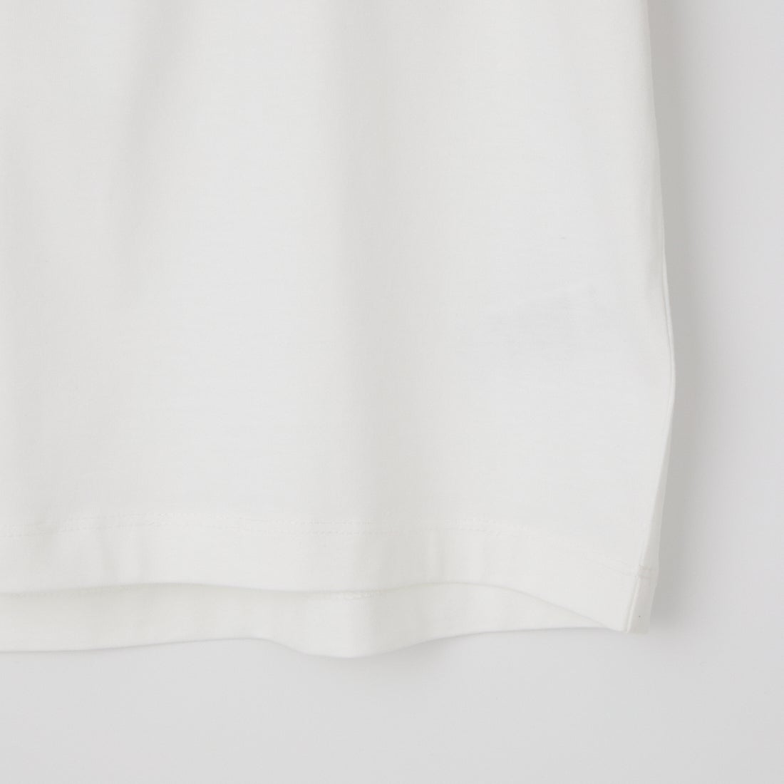 Calvin Klein [カルバンクライン] グラフィッククルーネックショートスリーブTシャツ [4RF820G] YAF