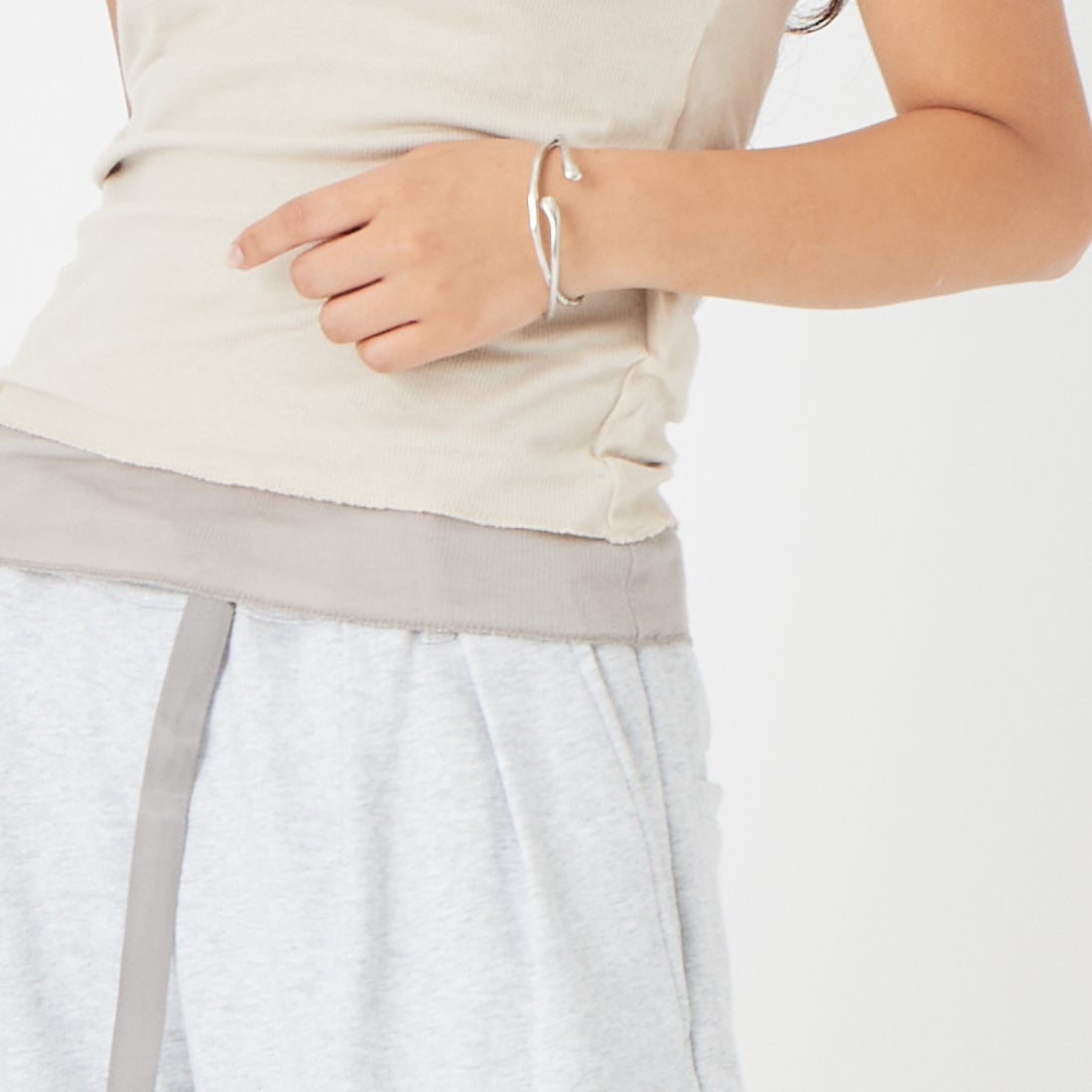 Health knit [ヘルスニット] タンクトップセット [HR26S-L303] 07 GRAY &&モデル身長：162cm 着用サイズ：F&&