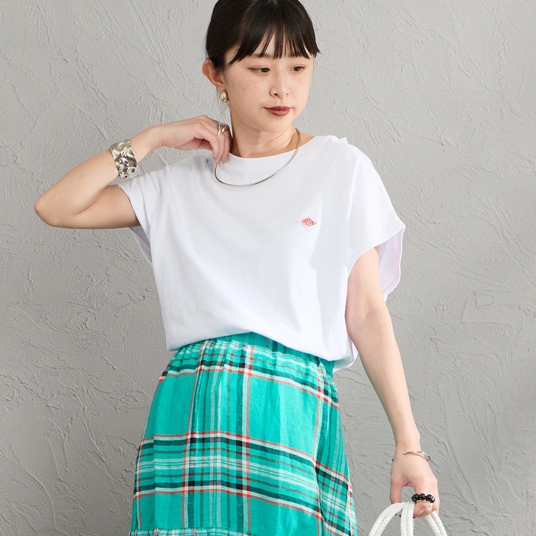WHITE&&モデル身長：150cm 着用サイズ：S&&